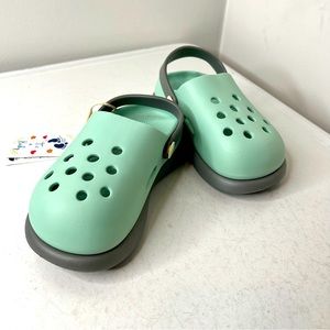 Tree Grandpa Kids Garden Clogs beach sandals size 11 new